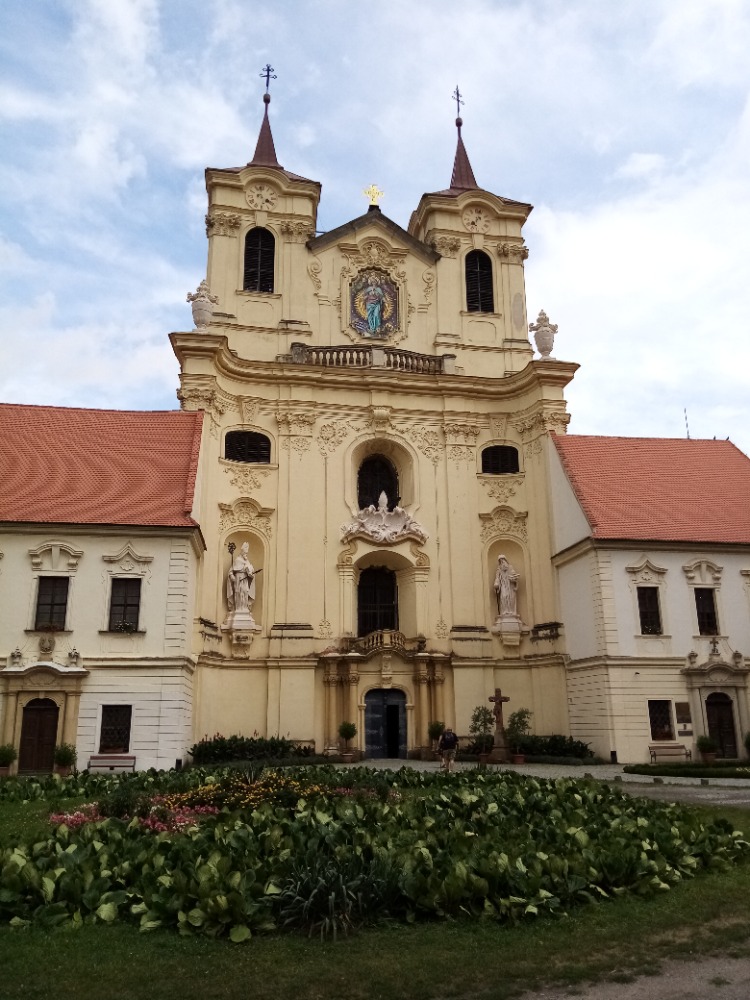 Rajhrad chrám sv. Petra a Pavla